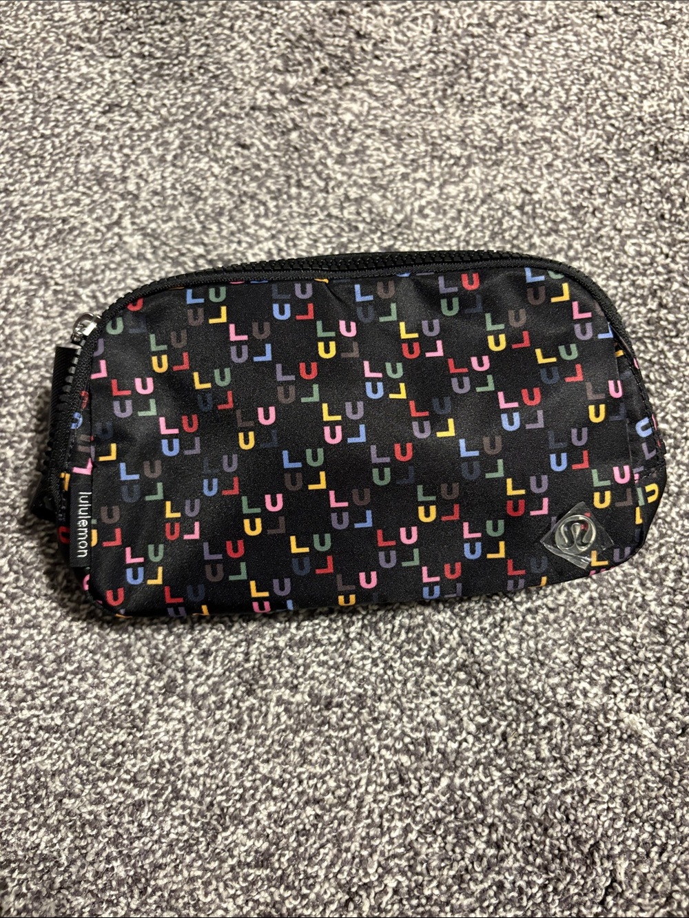 Lululemon Everywhere Belt Bag